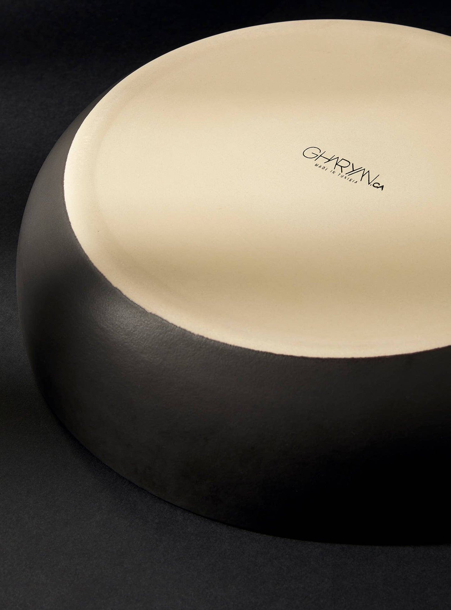Shallow Stoneware Serving Bowl | EWA 60 oz: Matte Black