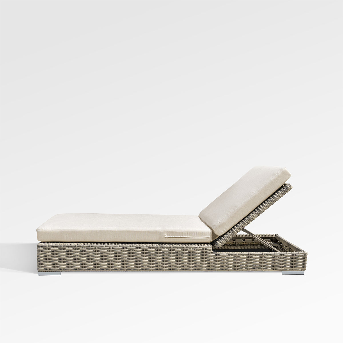 Tulip Chaise Lounge with Sunbrella® Cushion